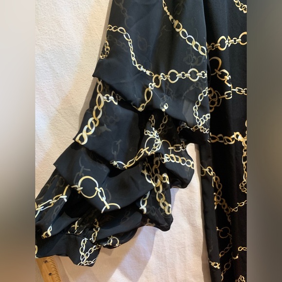 Frank Lyman Black Sheer Chain link Design Print Blouse Long back button up US14 - Picture 5 of 13